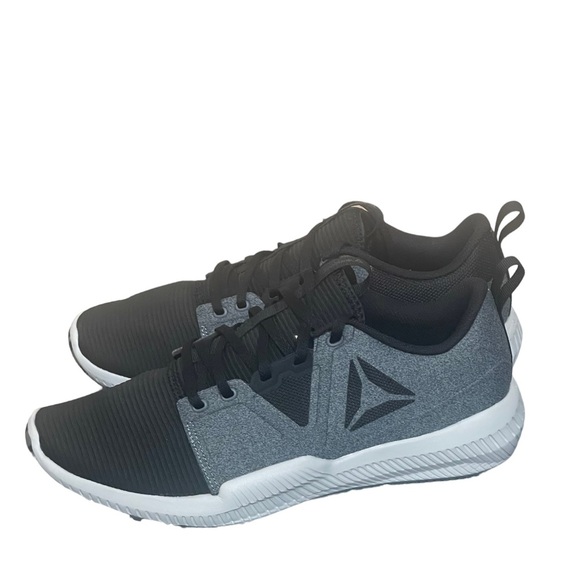 Reebok Mens Hydrorush TR
Black Gray Running Shoes
Sneakers - Size 8 - Picture 2 of 13